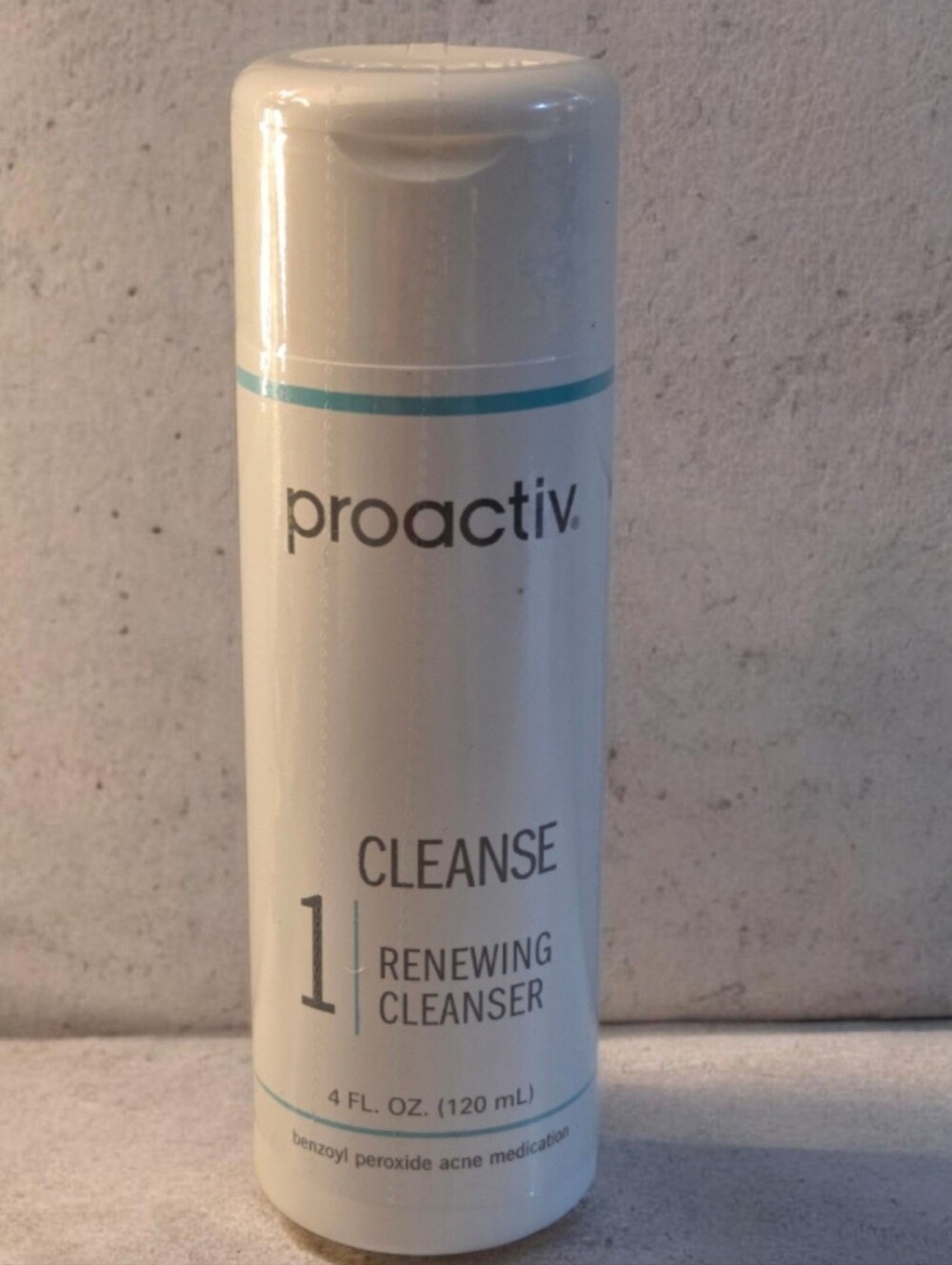 Proactiv Solution Renewing Cleanser 4oz New & Sealed #1 Cleanse